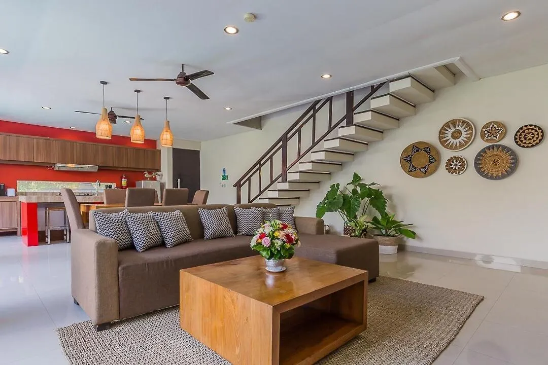 Luxury 4 Bedroom Villa Seminiak Σεμινιάκ