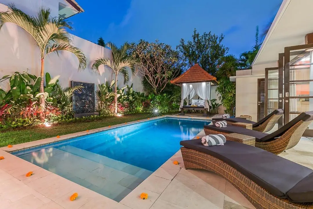 Luxury 4 Bedroom Villa Seminiak Σεμινιάκ