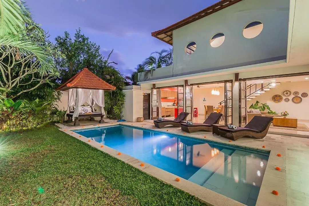 Luxury 4 Bedroom Villa Seminiak Σεμινιάκ