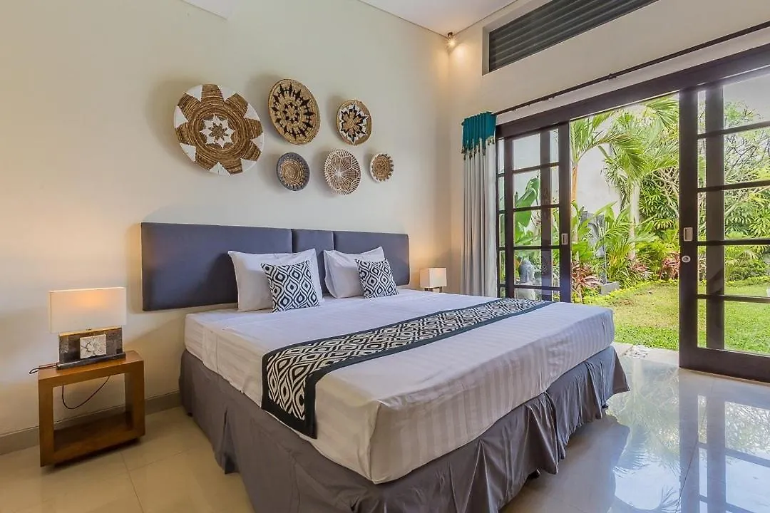 Luxury 4 Bedroom Villa Seminiak Σεμινιάκ