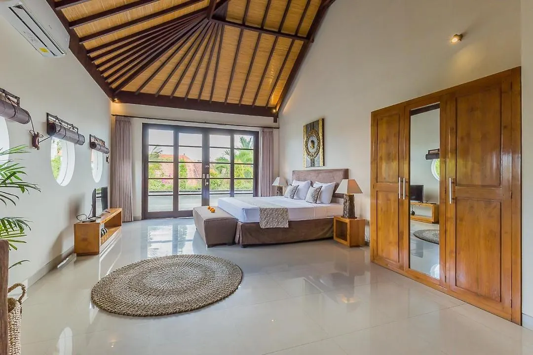 Luxury 4 Bedroom Villa Seminiak Σεμινιάκ